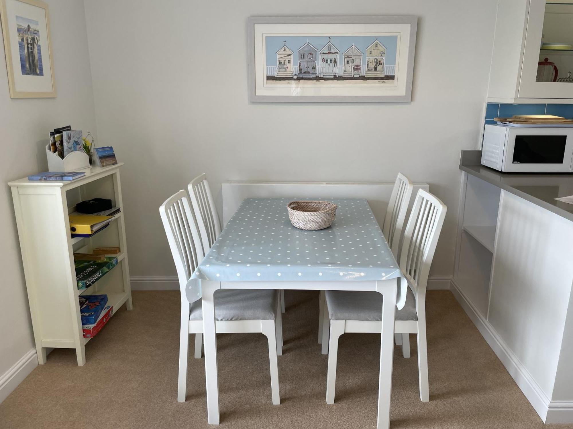 Lovely Seafront 2 Bedroom Apartment 4 Aberdyfi ภายนอก รูปภาพ
