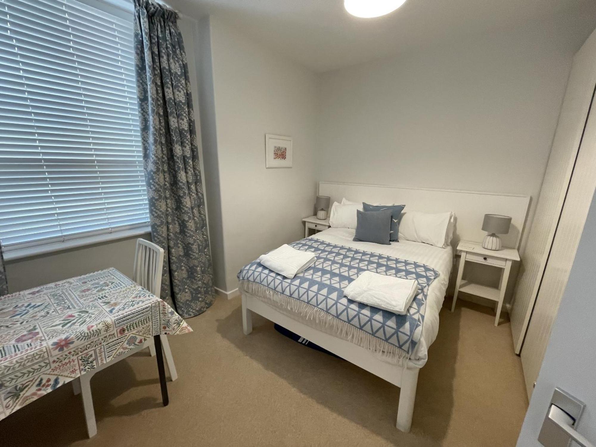 Lovely Seafront 2 Bedroom Apartment 4 Aberdyfi ภายนอก รูปภาพ